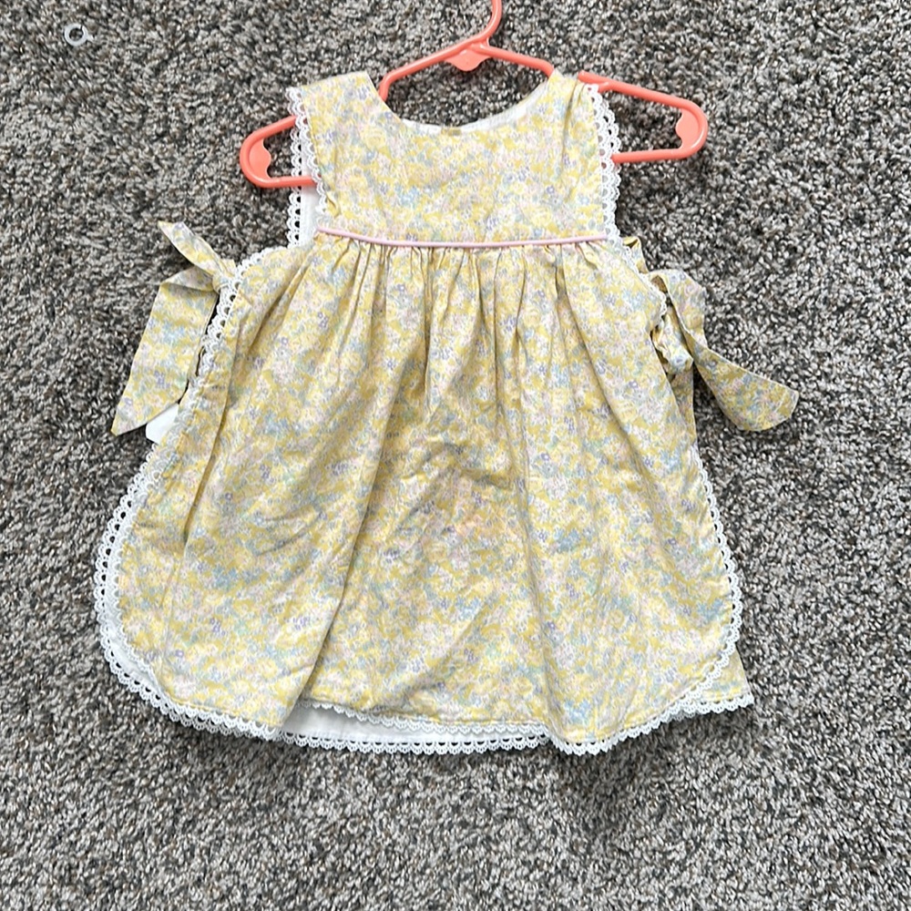 The oaks yellow dress